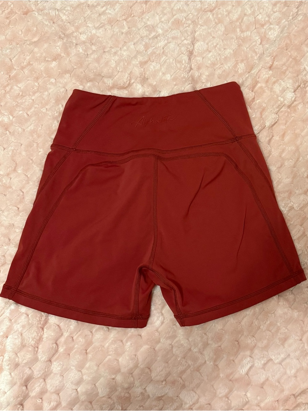 Alphalete shorts - Picture 2 of 4
